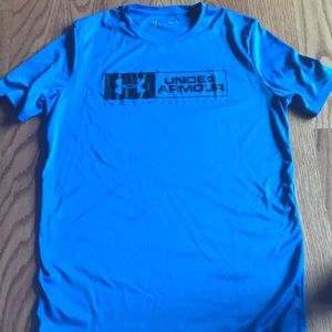 Men’s Small blue Under Armour heatgear shirt